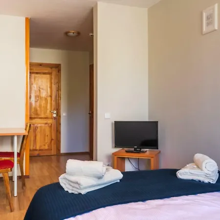 Aidaras Guest house